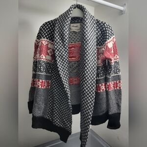 Unique Vintage Black and Red Patterned Sweater